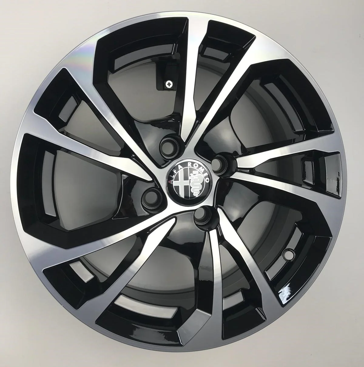 Set da 4 Cerchi in lega S5 per Alfa Romeo Mito