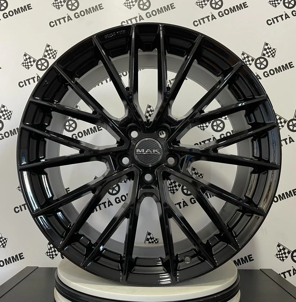 Set da 4 Cerchi in lega Speciale per Aston Martin DBX in Doppia Misura - Image 6