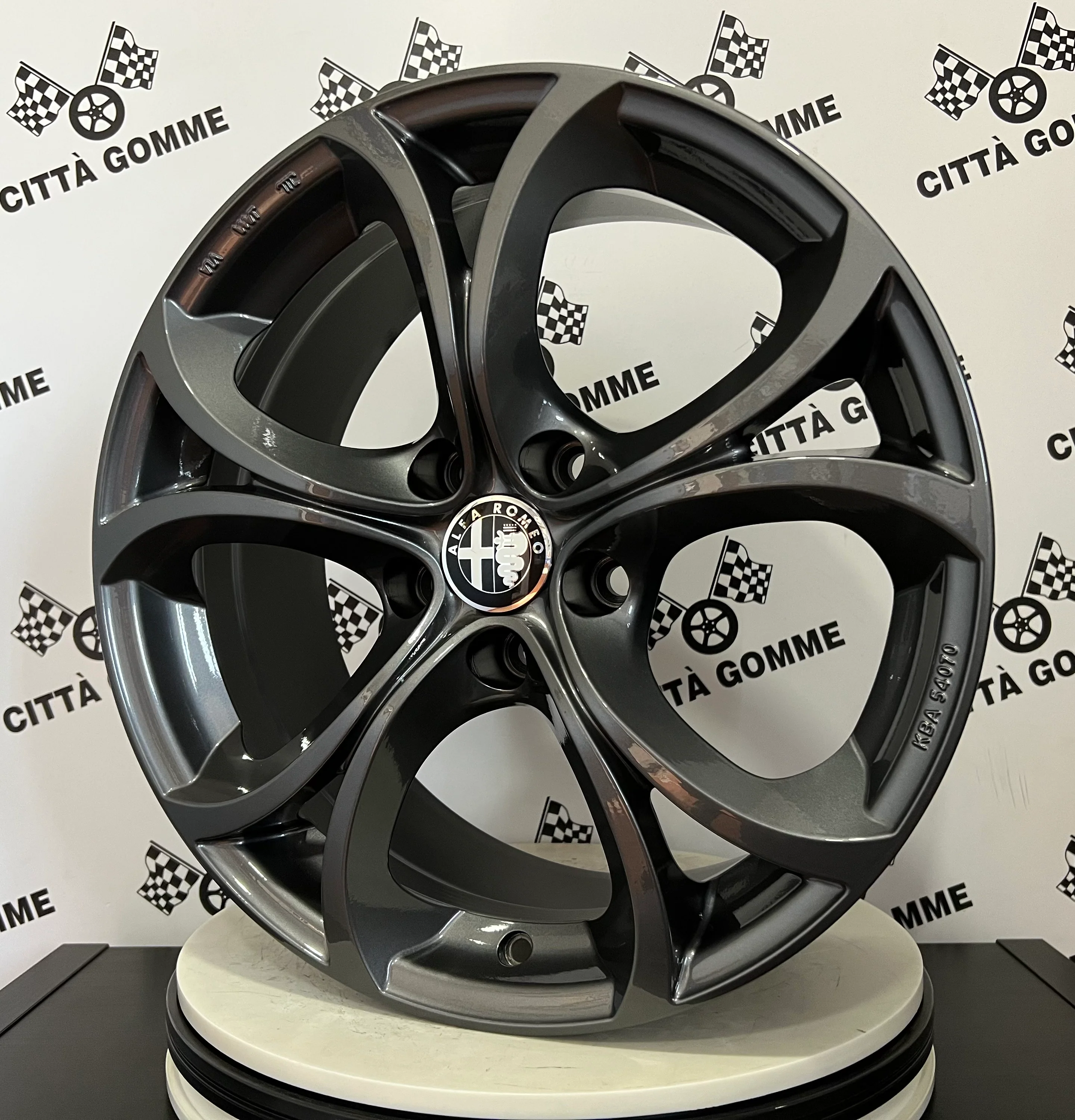 Set da 4 Cerchi in lega Tonale per Alfa Romeo Giulietta Giulia Brera 159 Stelvio Spider - Image 2
