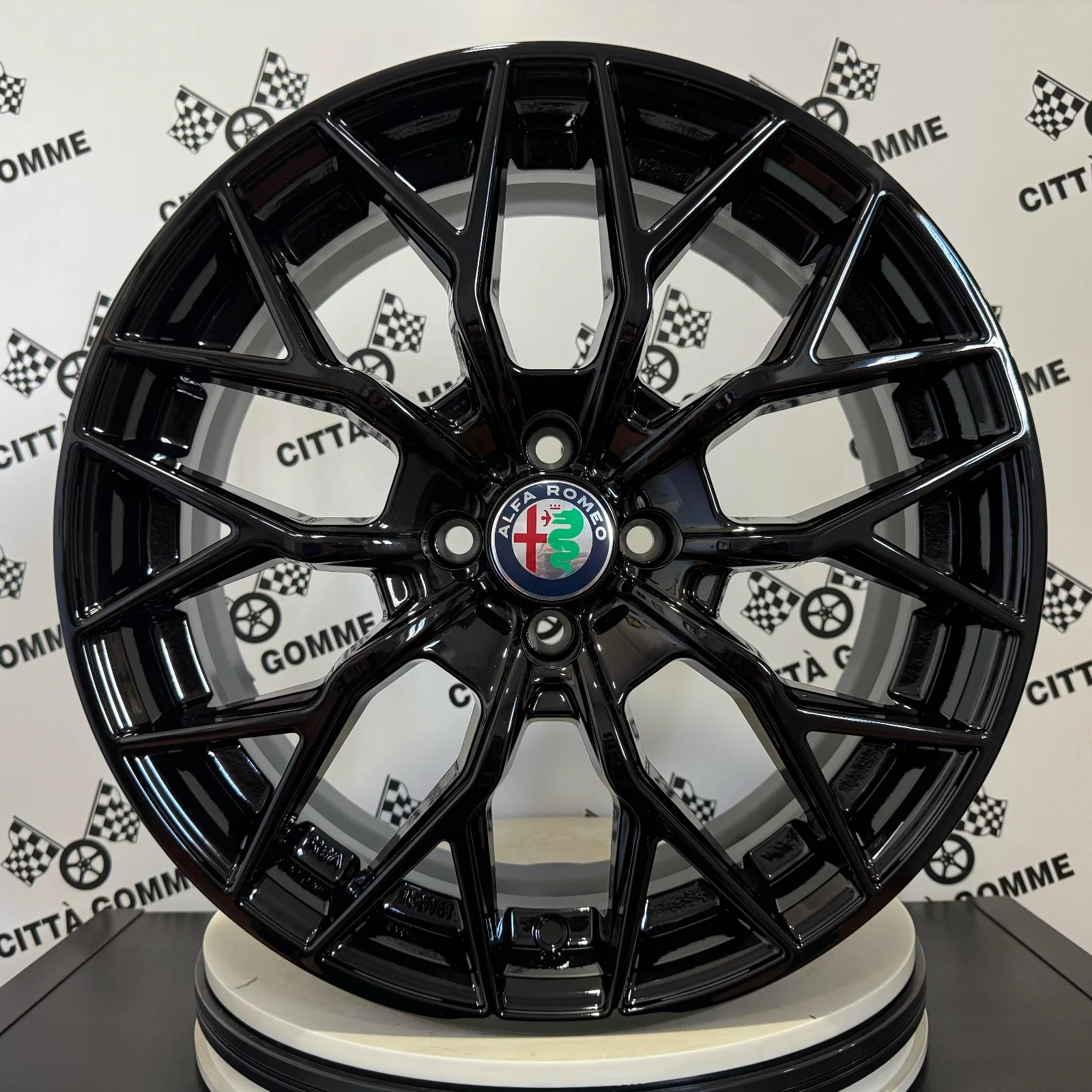 Set da 4 Cerchi in lega VIPERX per ALFA MITO 145 146 155 164 - Image 5