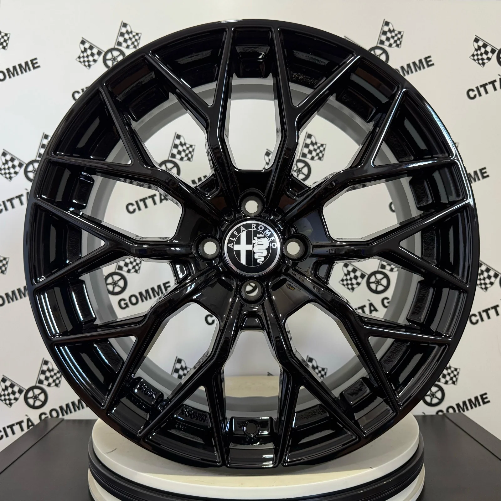Set da 4 Cerchi in lega VIPERX per ALFA ROMEO JUNIOR - Image 3